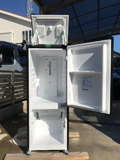 取引中2017年製ハイセンスパールブラック冷凍冷蔵庫。千葉県内配送無料。設置無料。