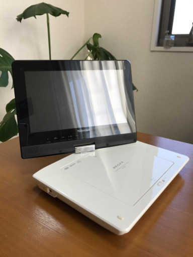 東芝 ポータブルTV SD-P97DT