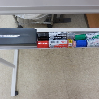 180cm×90cm ホワイトボード 付属品有り 両面回転板 キャスター付き オフィス 事務用品 塾 学校 職場 ペイペイ対応 札幌市西区西野