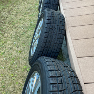 商談中　スタッドレスタイヤ、ホイール4本セット