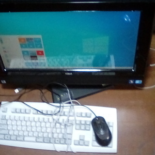 パソコン　NEC　一体型PC　23型　ワイドで大きい画面です。