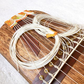 琴 13弦 すだれ彫り 全長185cm 琴 13弦 すだれ彫り 全長185cm 琴 13弦 全長185cm 琴 十三弦