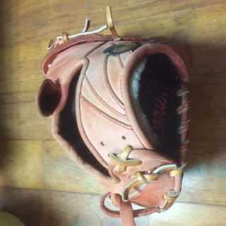 アシックス硬式投手用グローブ