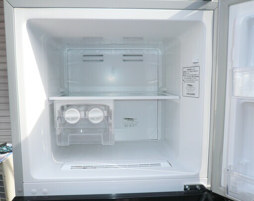 ☆ハイセンスジャパン Hisense HR-B2301 227L 2ドア冷凍冷蔵庫◇2ドア  