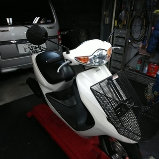 東京都板橋区から　AF56　スマートディオ後期型　程度上！新車みたい？ナンバーが付いていますので乗って帰れます　自賠責R2年11月まで残っています　原付き　原チャリ　スクーター　50cc 東京都板橋区から AF56 スマートディオ後期型 程度上！新車みたい