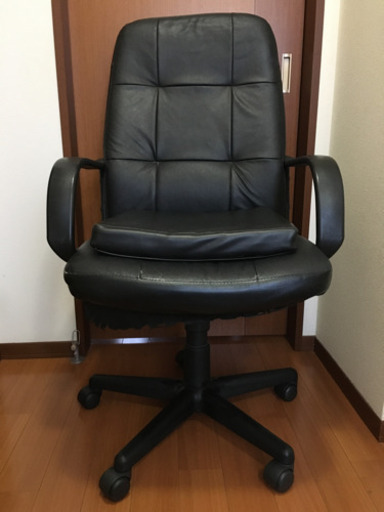 ワーキングチェア　黒　皮