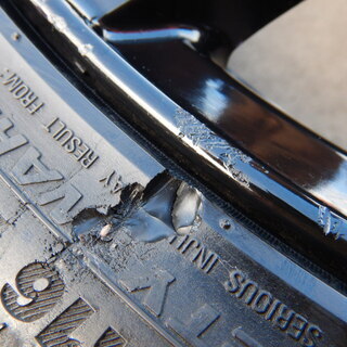 レオニス　１６インチ　軽自動車用　ワゴンＲ，ムーヴ、ライフ、モコ