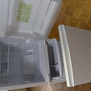 ひとり暮らしを始める方へ　2015年製137Ｌシャープ 冷蔵庫 ...