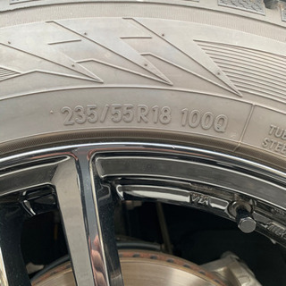 18インチ ハリアースタッドレスタイヤ 溝あり