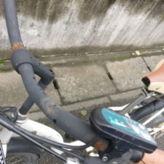 電動自転車、白