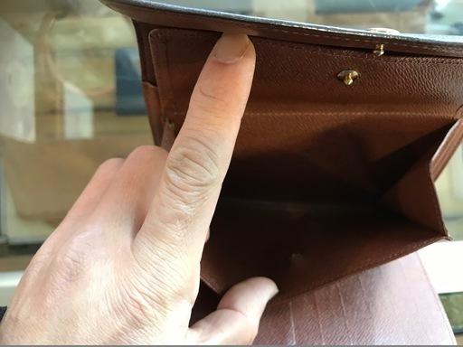 ブランドコーナー新設！！ 第一弾！！ ルイ・ヴィトン 三つ折り財布