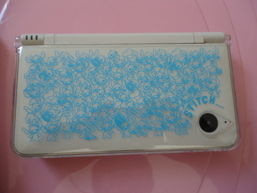 値下げ中 任天堂dsi Ll中古ホワイトスティッチケース付ソフト３枚ファーケースおまけ付き Peko 旭町一丁目のポータブルゲーム ニンテンドーds 3ds の中古あげます 譲ります ジモティーで不用品の処分