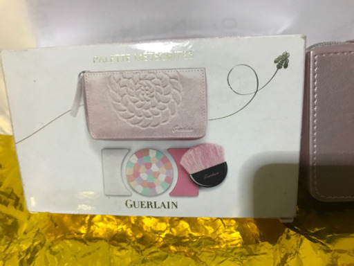 新品4割引きGUERLAINパレット