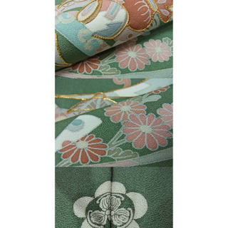 初釜にいかがですか？　訪問着　友禅　駒刺繍　宝尽くし花文
