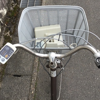 良品■パナソニック・電動アシスト自転車 ViVi NX 3段変速 26インチ・充電器付