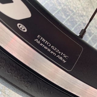 カンパニョーロ　シロッコ 35 シマノ10速ハブ タイヤ付き