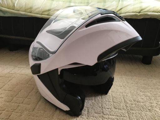 バイク用ヘルメット Gxt システムヘルメット 白 Chikes 台原のその他の中古あげます 譲ります ジモティーで不用品の処分 バイク用ヘルメット Gxt システムヘルメット 白 Chikes 台原のその他の中古あげます 譲ります ジモティーで不用品の処分