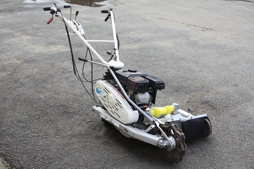 SOLD OUT】オーレック 自走式草刈機 ウィングモア WM726TL 自走二面