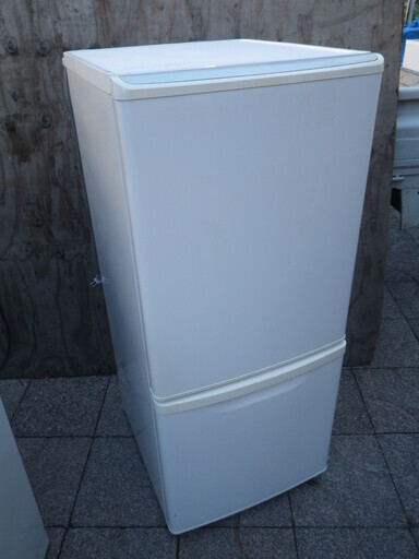 ■配達します。■パナソニック 2ドア 138L 冷凍冷蔵庫 NR-B144W 2012年製 カテキン抗菌 脱臭フィルター
