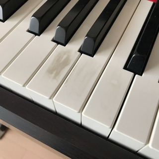 値下げ】ヤマハ電子ピアノ YDP123 <中古2005年製>