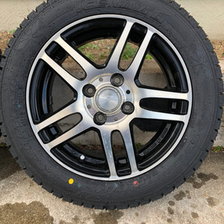 2019年製超バリ溝‼️10分山‼️新品スタッドレスタイヤ中古ホイール