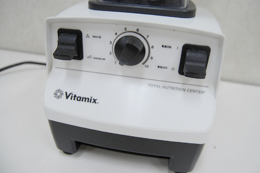 Vitamix フードプロセッサー VM0111 ホワイト系 ミキサー 通電・回転確認済み  バイタミックス☆ PayPay(ペイペイ)決済可能 ☆ 札幌市 清田区 平岡