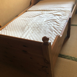 IKEA 伸長式ベッド