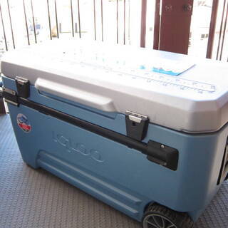 IGLOO イグルー クーラーボックス MAXCOLD GLID...