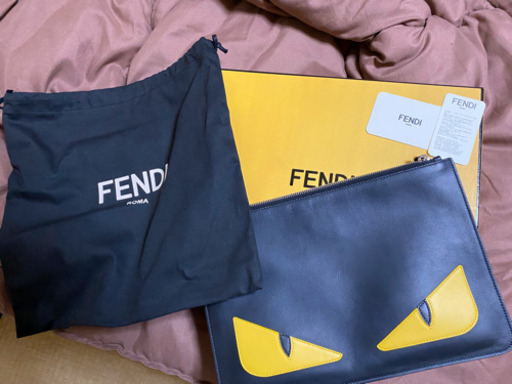 FENDI  クラッチバッグ