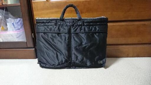 PORTERのビジネスバッグ
