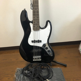 Squier by Fender エレキベース Affinity...