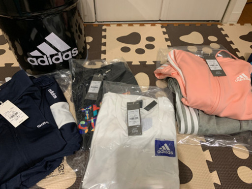 adidas 福袋　別売可