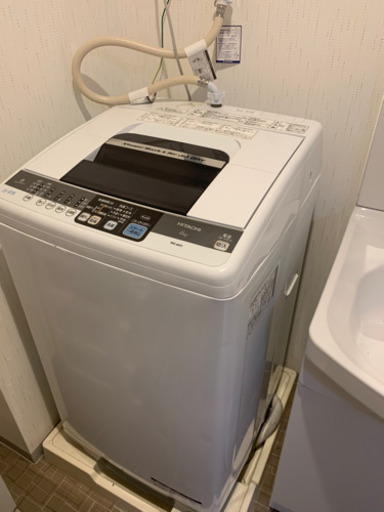 HITACHI 洗濯機 2011年製（3月引き渡し希望）