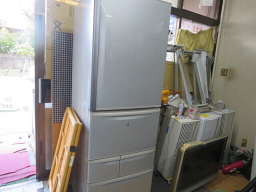 持ち帰り特価！TOSHIBA GR-D43N 冷蔵庫427L　2011年製　製氷機能付き