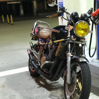 大幅値下げ早い者勝ち！)gsx400インパルス75周年モデル