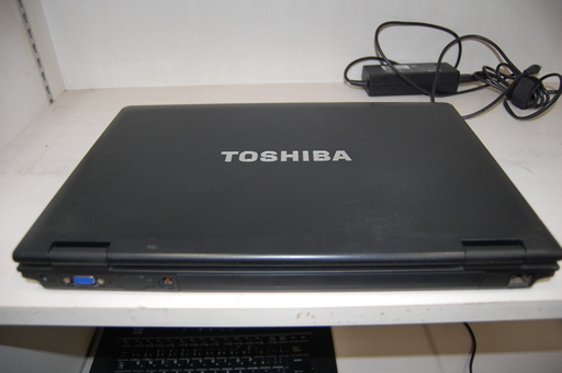 Windows7からの入れ替えに！すぐに使える！Win10 Dynabook Core i3搭載！