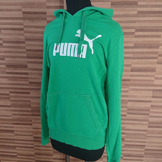 PUMA★パーカー／メンズSサイズ