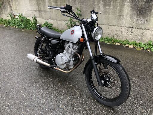 実動好調 スズキ グラストラッカー NJ47A 社外マフラー シート張替