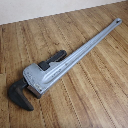 スーパー アルミ製ストレートパイプレンチ AP-900 AP900 水道 空調 スパナ 電動工具 工具 DIY 中古品 宮城