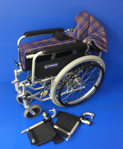 自走式車いす 多機能型 KA-820 カワムラサイクル タイヤ新品交換済