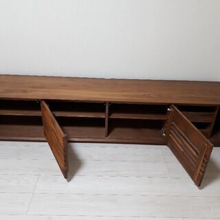 カリモクテレビボードウォールナット（送料込み）