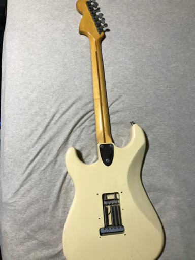 フェルナンデス ストラトギター