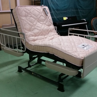 ★閉店！最後の出品！☆中古 パラマウントベッド 楽匠 ２モーター・レギュラーサイズ ５点セット☆