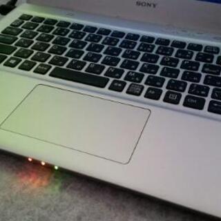 ソニーノートパソコン・バイオ  VAIO 
　SVT1112AJ  11.6インチ 