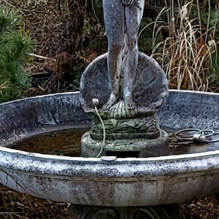 女神の噴水オブジェ