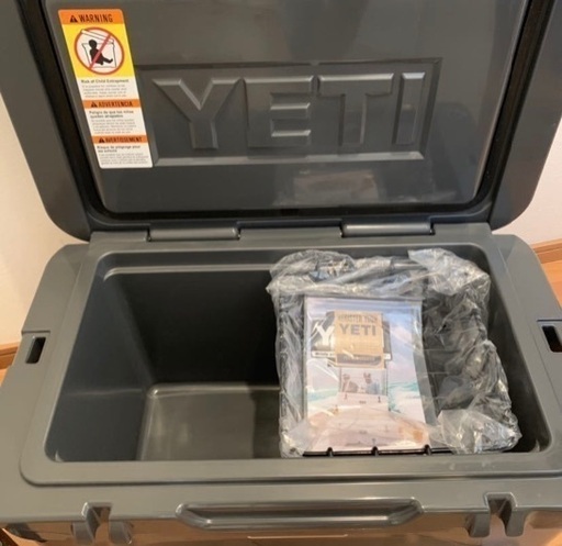 YETI チャコール tundra45 極上 クーラーボックス | pcmlawoffices.com