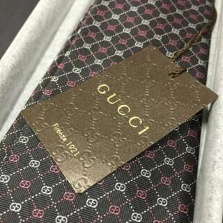 GUCCI グッチ　シルク　ネクタイ　ブラック系地