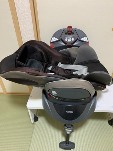 アップリカ　フラディアチャイルドシート