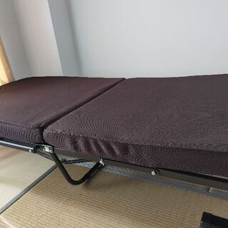 良品 折り畳み式シングルベッド