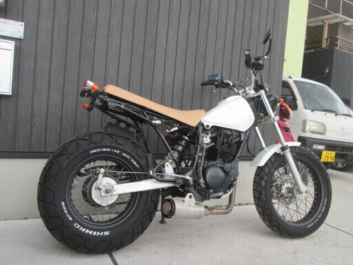 ☆程度良好☆TW200 実走行!DG07J 前後タイヤバリ山!バッテリー ☆程度良好☆TW200 実走行!DG07J 前後タイヤバリ山!バッテリー